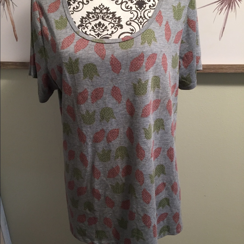 LuLaRoe Classic T